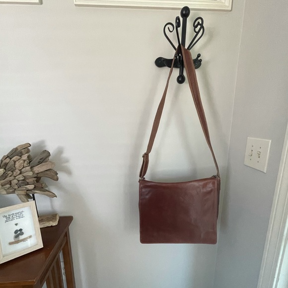 Old Angler Italian leather Messenger Bag - Picture 1 of 6